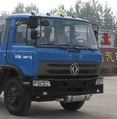 东风153单桥油罐车