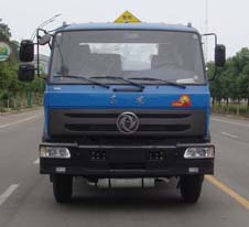 东风145平头运油车