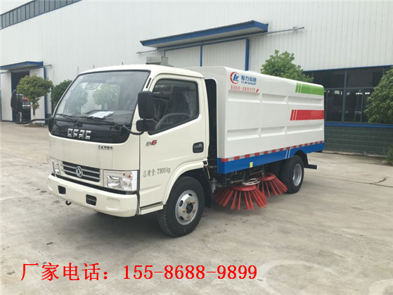东风小多利卡扫路车(1方水+4方尘)