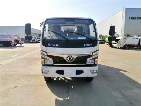5方侧装压缩垃圾车 国六