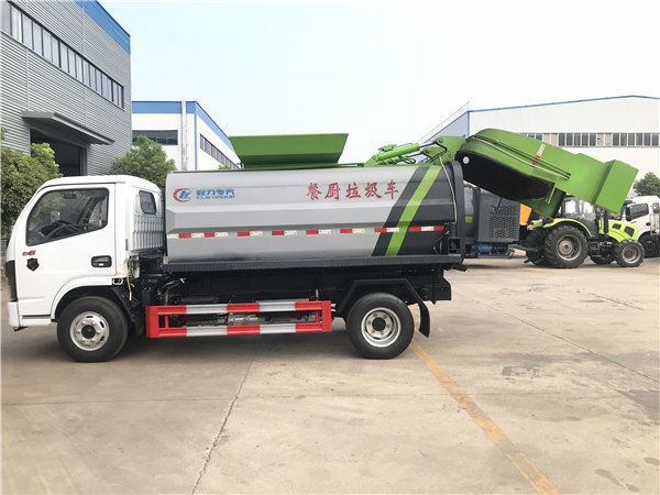 6方小多利卡餐厨车(方罐)