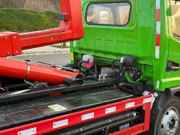 ���罭�����年��������